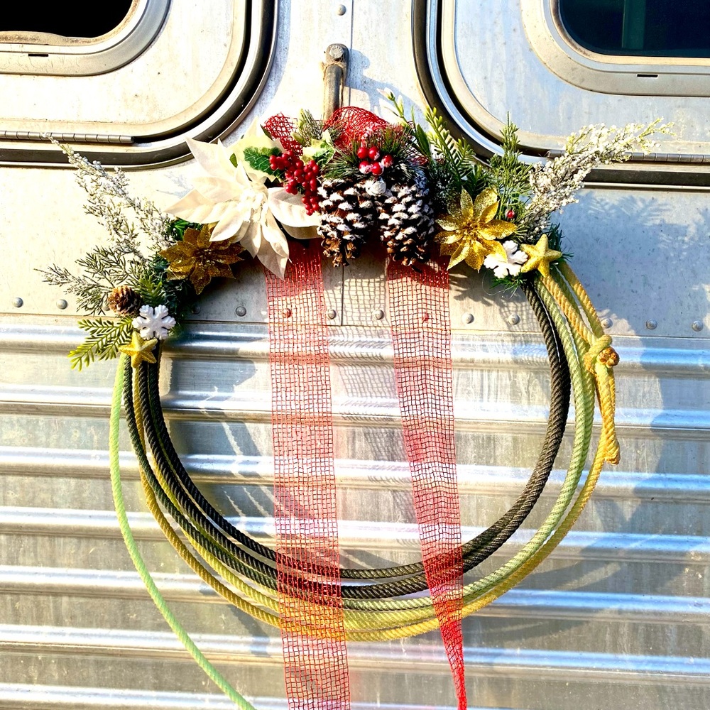 Rope wreath